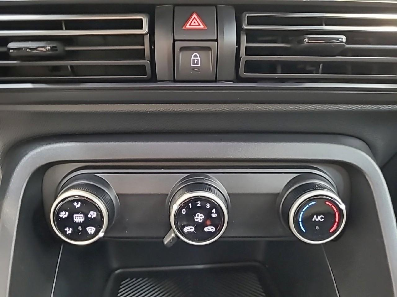 Citroën C3 turbo 100 ch manuelle plus — photo 23