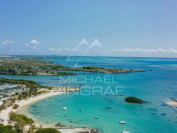 Maison 5 pièces 355 m²