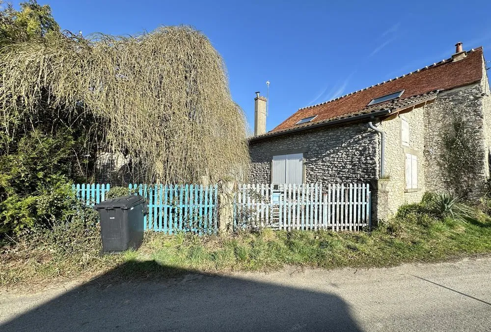 Photo 1
