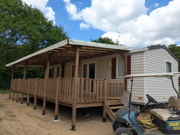 Mobilhome 10 ,60 m x 4,00m etat neuf climatisation
