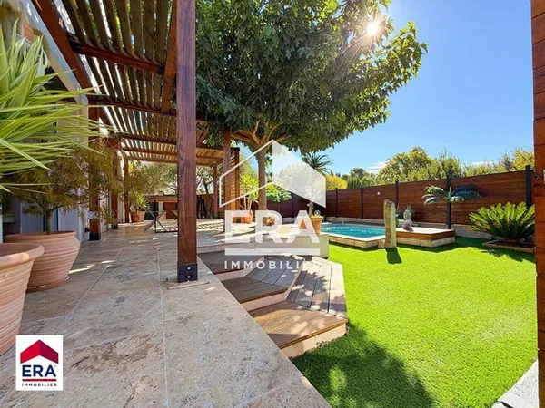 Maison 6 pièces 150 m²