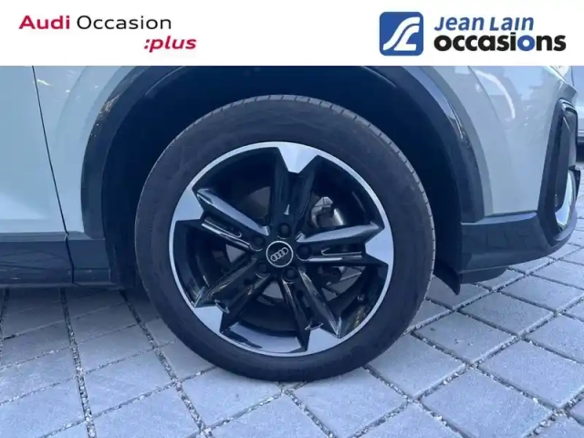 Audi Q2 35 tfsi 150 s tronic 7 — photo 9