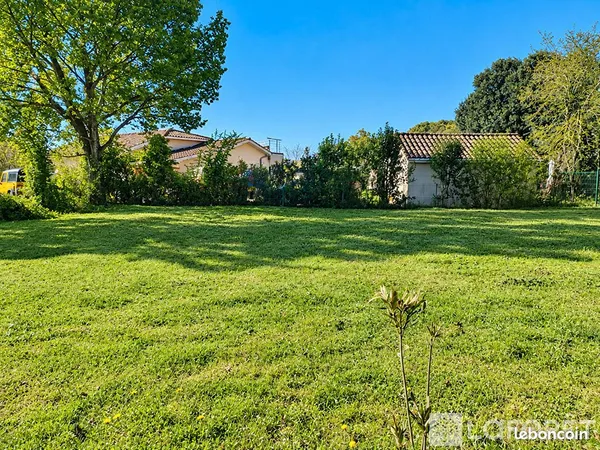 Terrain 500 m² LA REOLE