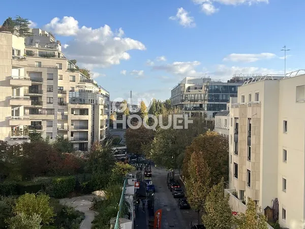Appartement Courbevoie 3 pièce(s) 77.07 m2