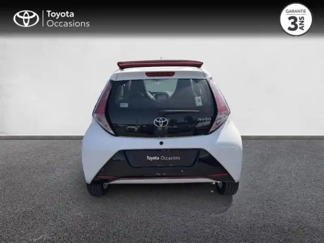 Toyota Aygo 1.0 vvt-i 69ch x-glam 5p — photo 4