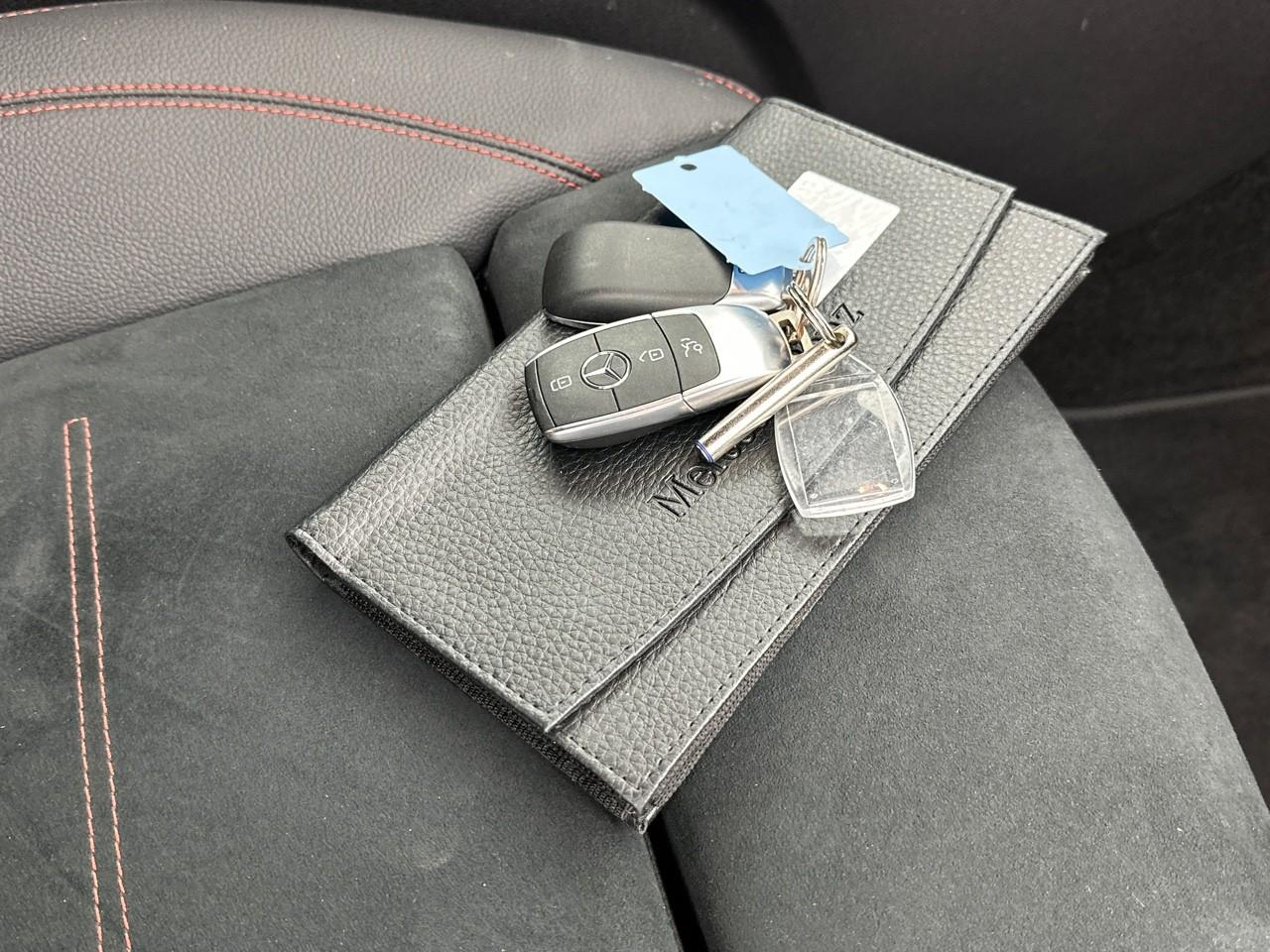 Mercedes Eqa 250+ amg line — photo 35