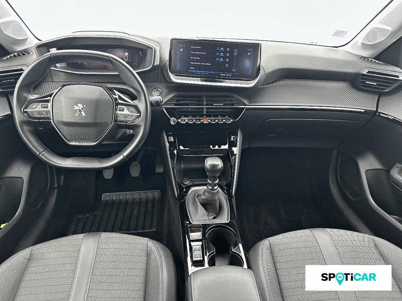 Peugeot 208 1.2 puretech 100ch s&s allure — photo 8