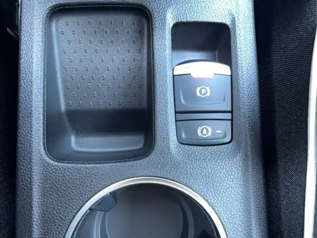 Renault Captur tce 90 — photo 25