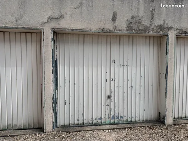 Garage fermé Poincaré