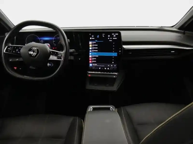 Renault Megane e-tech electric ev60 220ch iconic super charge -c — photo 102