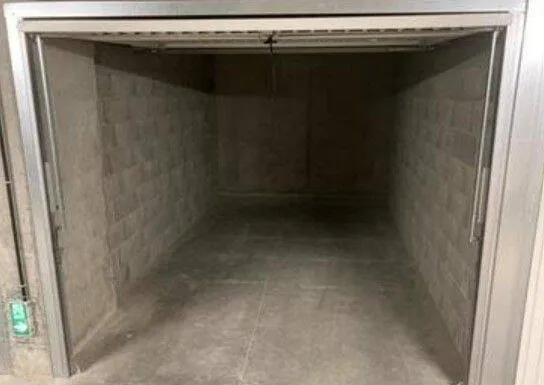 Parking 15 m²