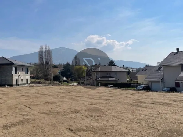 Terrain 496 m²