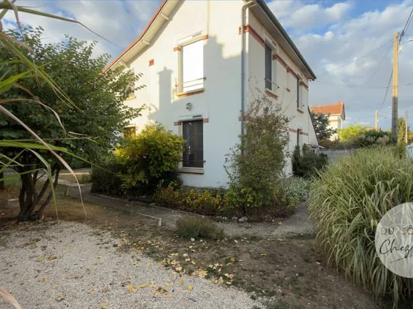 Vente maison 4 chambres à Saint André les Vergers, proche de