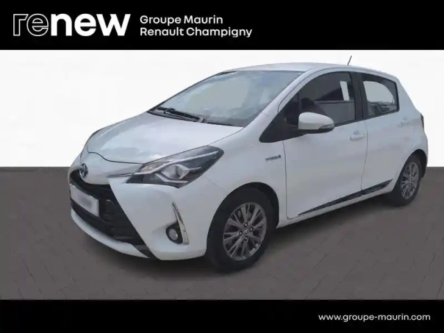Toyota Yaris 100h dynamic 5p my19