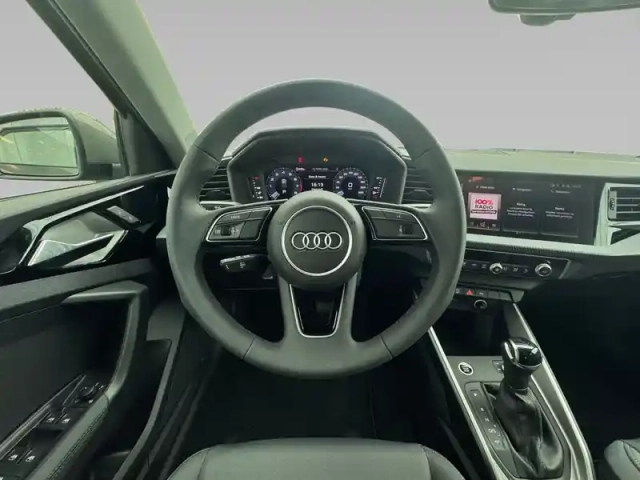 Audi A1 sportback 25 tfsi 95 ch s tronic 7 — photo 12