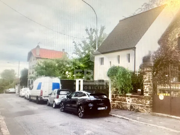 Maison 421 m²