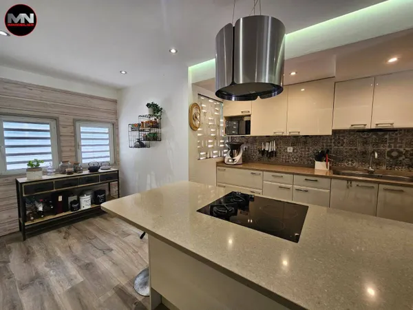 Appartement 5 pièces 125 m²