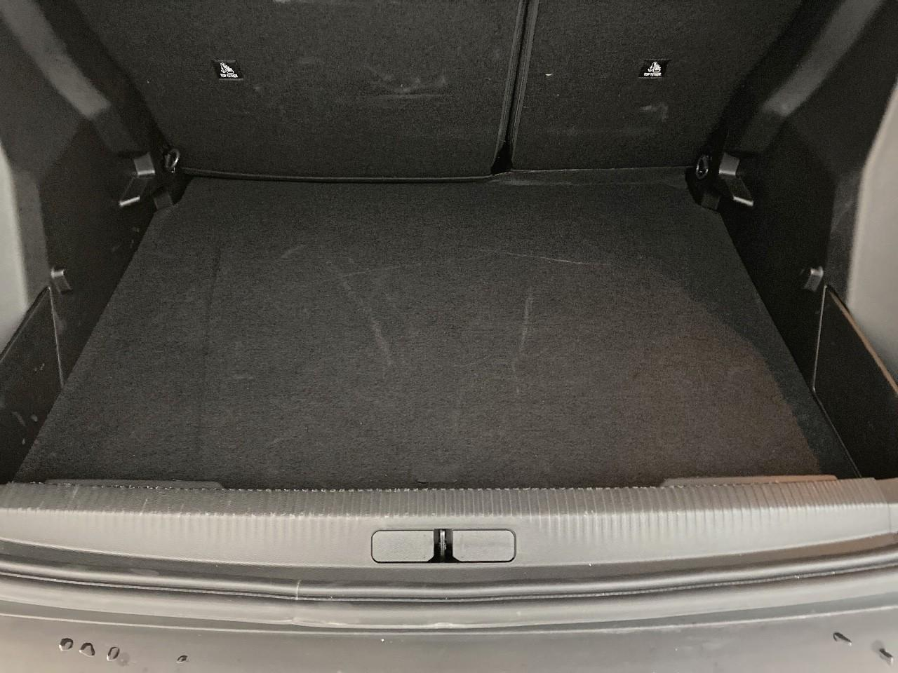 Peugeot 2008 hybrid 145 ch e-dcs6 allure — photo 6