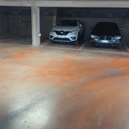 Loue place de stationnement dans parking privé sécurisé intra muros