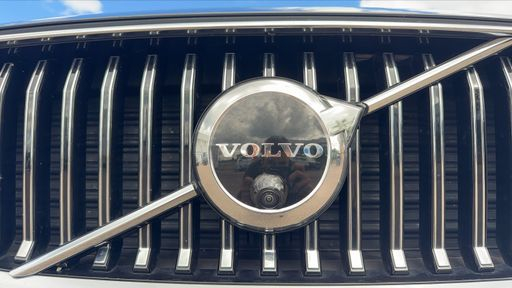 Volvo XC60 2.0 T6 340 AWD BVA - Inscription Luxe – 2021 – 92000 km – Hybride rechargeable – Boîte Automatique — photo 2