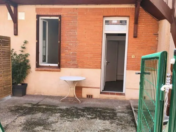 T1 19m² + TERRASSE - PLACE DUPUY