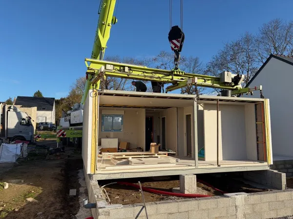 MAISON MODULAIRE À OSSATURE BOIS A BATIR