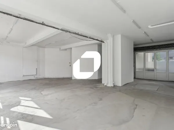 Local commercial 123 m²