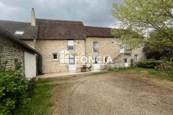 Maison 8 pièces 291 m²