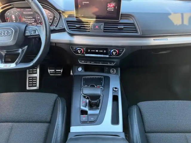 Audi Q5 40 tdi 190 s tronic 7 quattro — photo 11