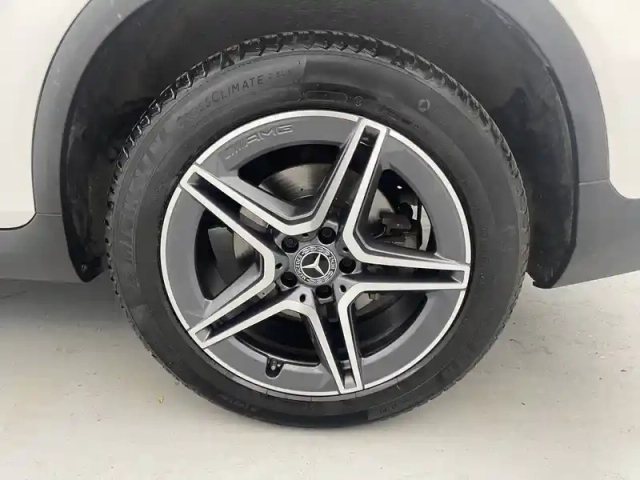 Mercedes Glc 300 e 9g-tronic 4matic — photo 17