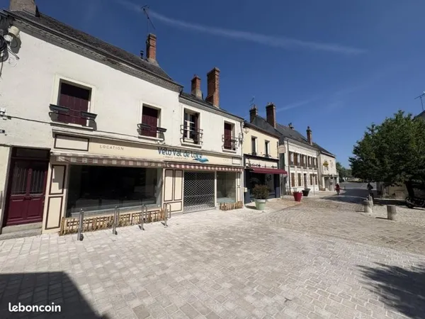 Local commercial 164 m²