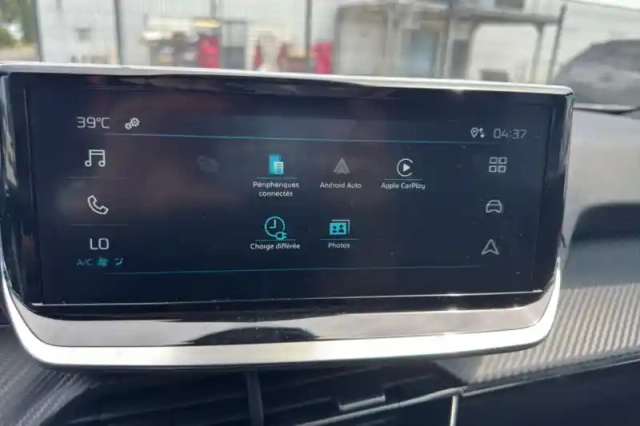 Peugeot 2008 electrique 54 kwh 156 ch — photo 23