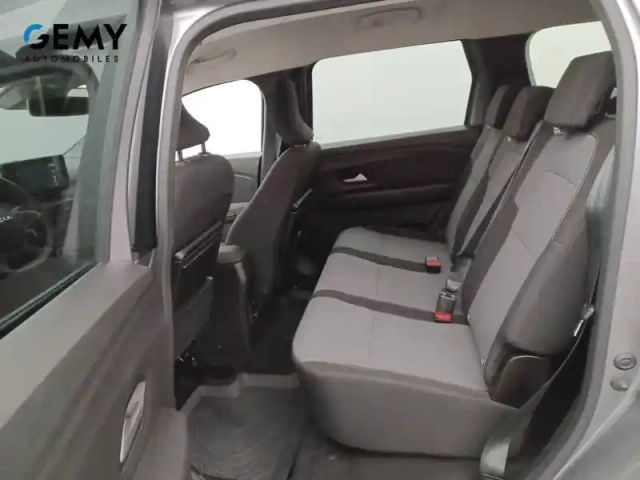 Dacia Jogger tce 110 7 places gsr2 — photo 10
