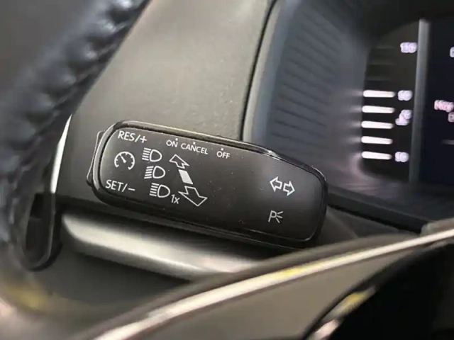 Skoda Karoq style ambition car play caméra — photo 18