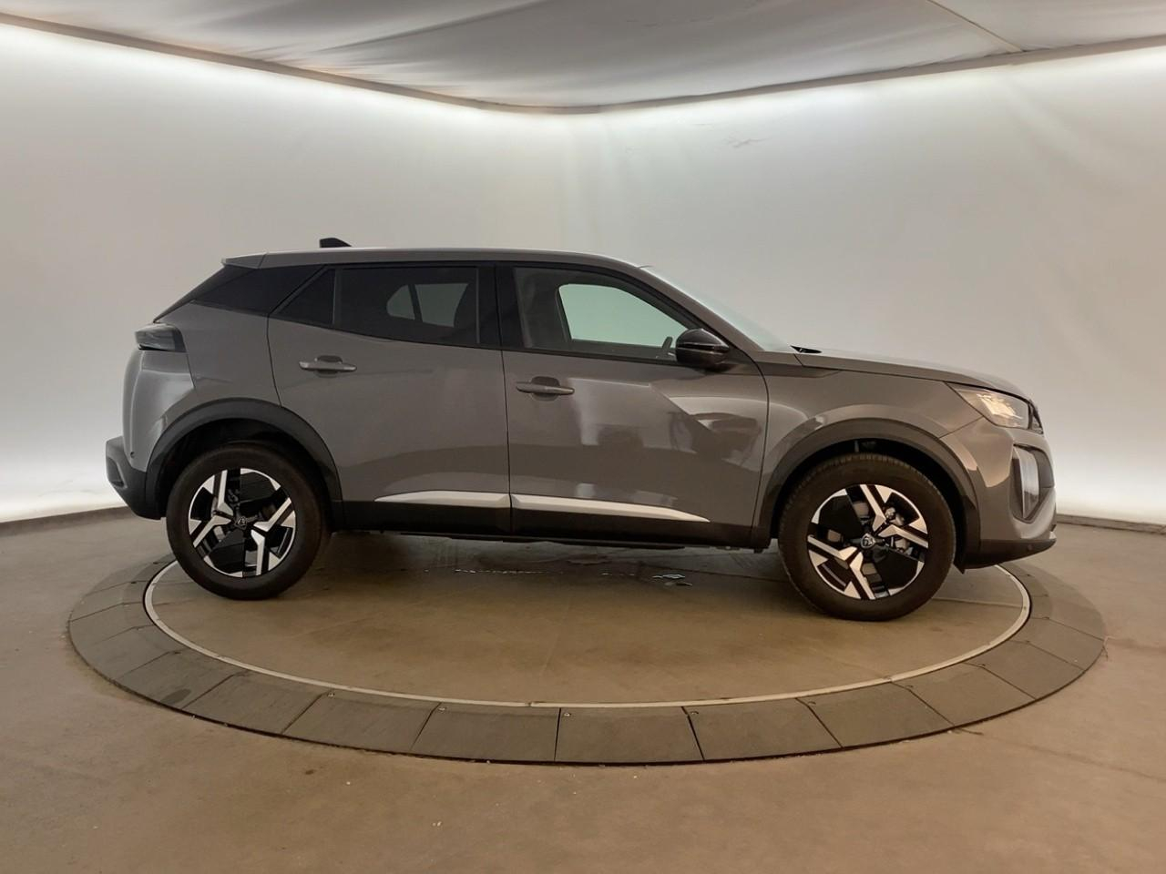 Peugeot 2008 hybrid 145 ch e-dcs6 allure — photo 4