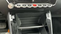 Peugeot 208 e-208 136ch Like — photo 30