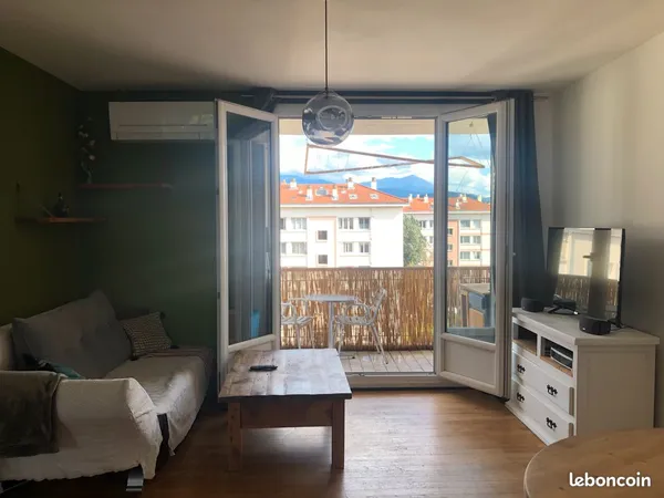 T2 meublé 45 m² + 12m² bonus - dernier étage, balcon sud, vue montagnes - Grenoble PPM - libre 1er d