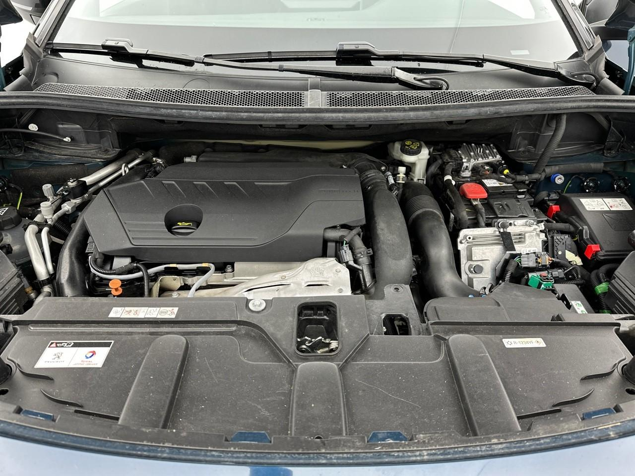 Peugeot 3008 hybrid 225 e-eat8 gt — photo 13