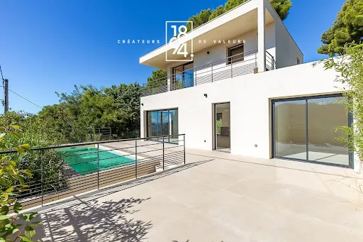 Maison 5 pièces 155 m²