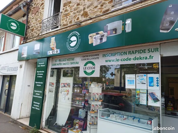 Boutique multiservices face gare vaires torcy