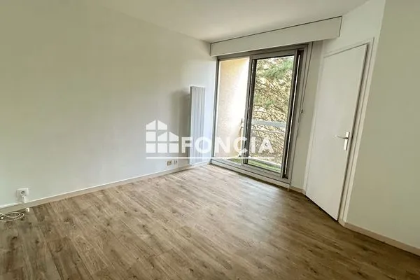 Studio 1 pièce 20 m²