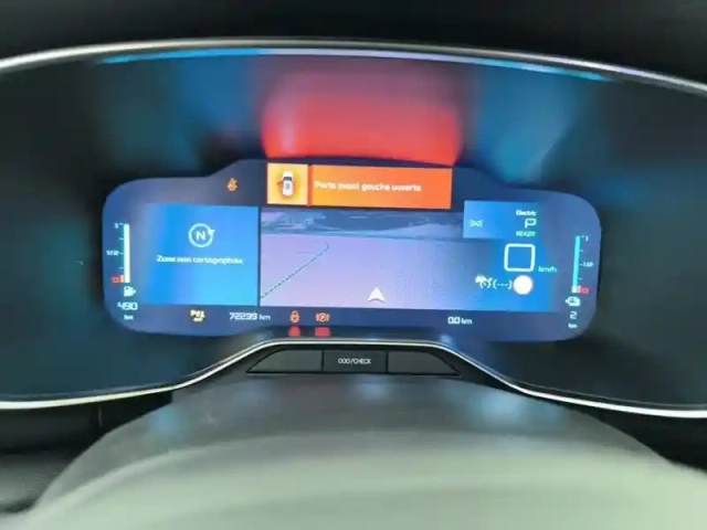 Citroën C5 Aircross hybride rechargeable 225 e-eat8 e-series — photo 21