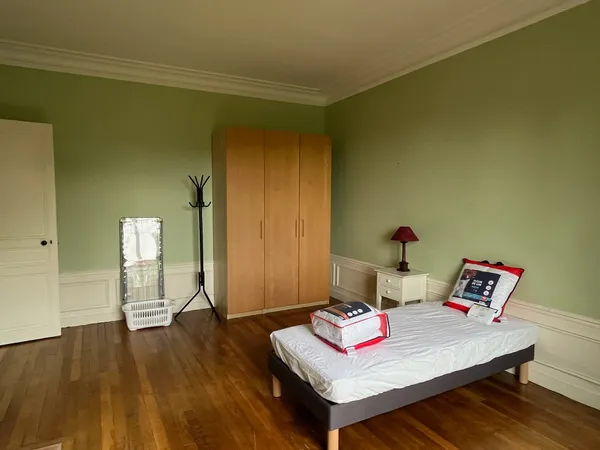 Loue chambre 23m²