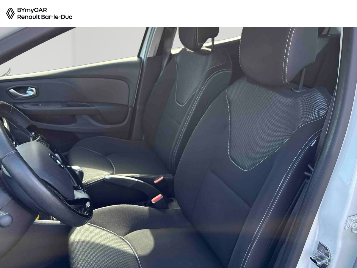 Renault Clio IV dCi 90 Energy eco2 82g — photo 11
