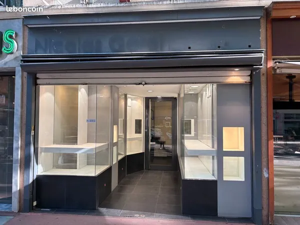 Local commercial 48 m²