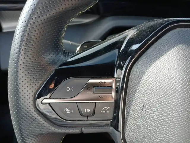 Peugeot 308 sw puretech 130ch s&amp;s eat8 — photo 16