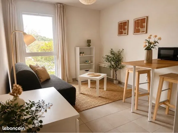 Studio meublé 19m2 Marseilles 13009