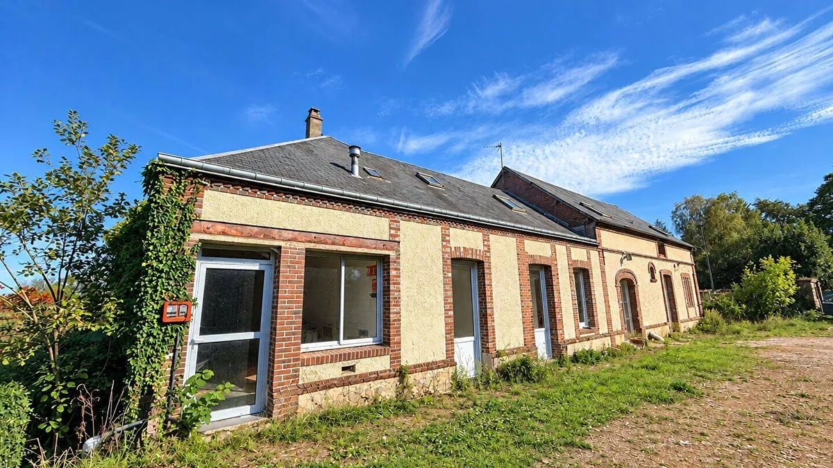 Photo 1