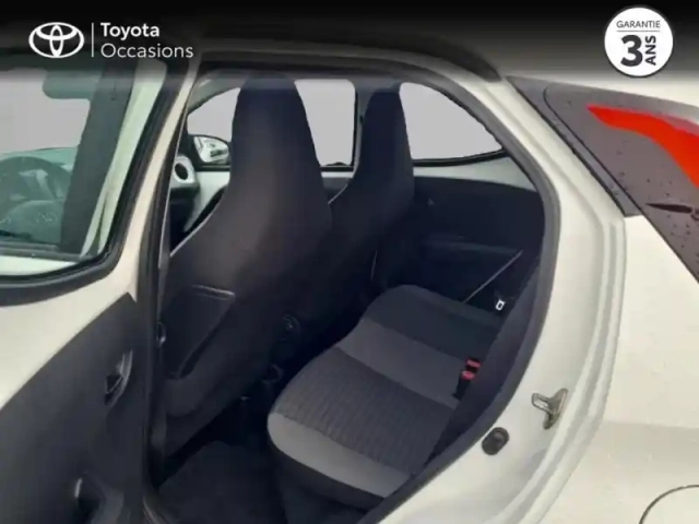 Toyota Aygo 1.0 vvt-i 72ch x-play 5p — photo 12