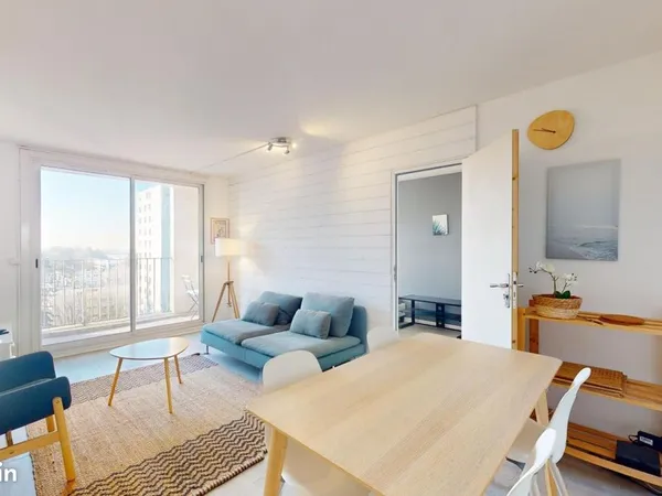 Chambre 5 pièces 88 m²